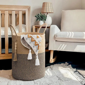 Cesta de Armazenamento para Roupas